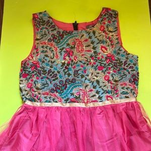 Girls dress